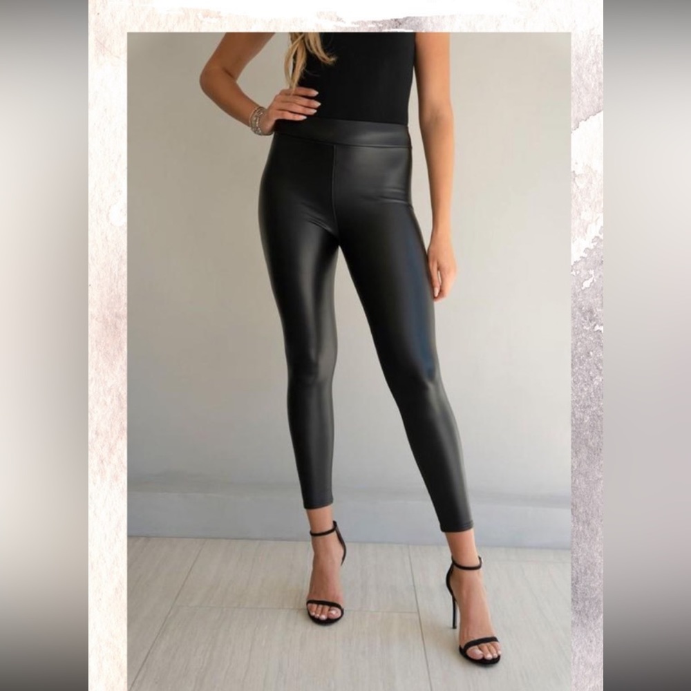 NWT Faux leather leggings